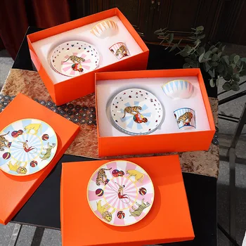4 kusy z kvalitného porcelánu Čínsky riad nastaviť kuchyňa banquet misy riad elegantné pre deti.